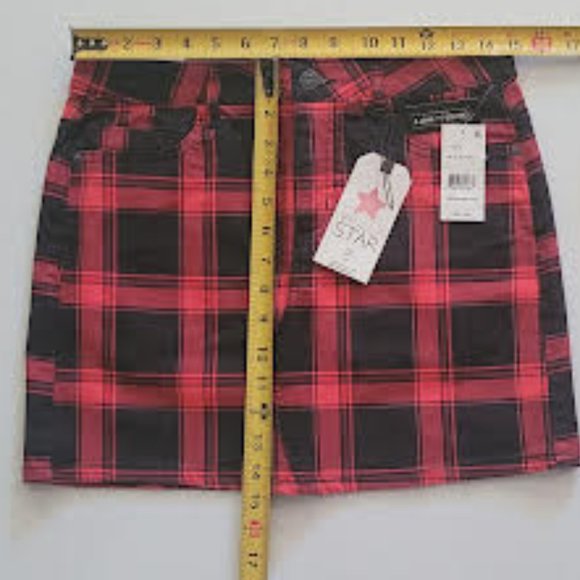 NWT Vanilla Star plaid mini skirt - juniors sz 9 - Picture 6 of 7